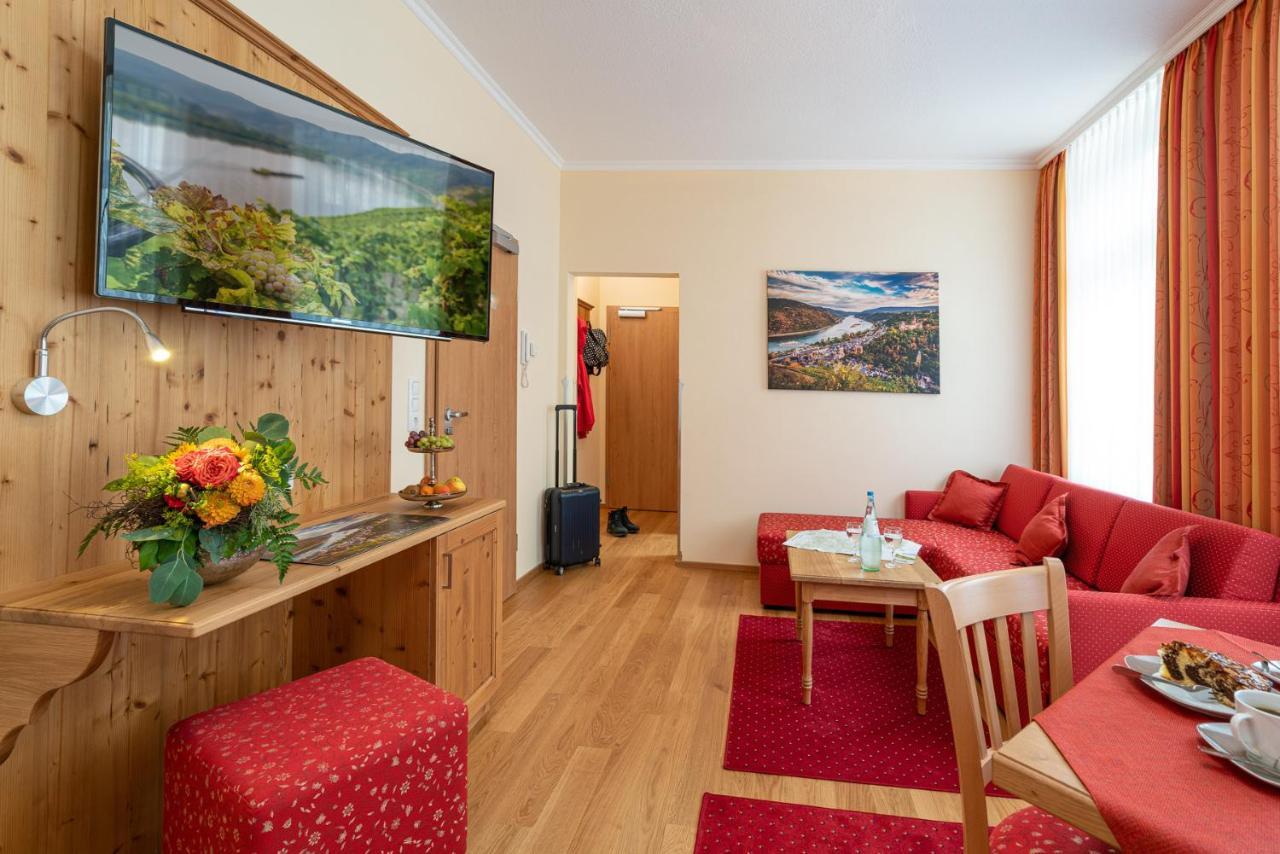 Ferienwohnungen Engelmannstift Bacharach Esterno foto